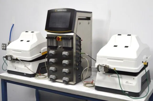 Pre-owned / Used 2012 SARTORIUS STEDIM Biostat RM TX CELL CULTURE BIOREACTOR for Sale - photo 2