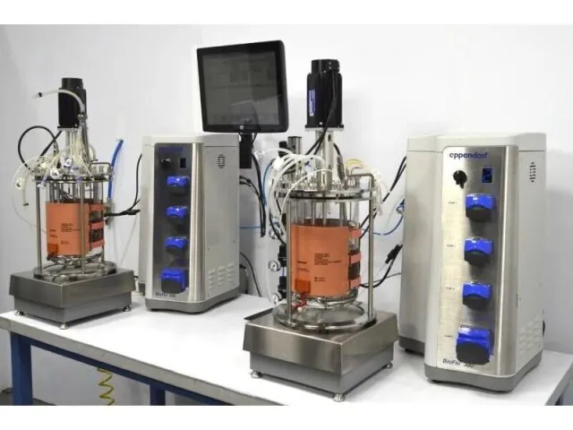Pre-owned / Used 2012 EPPENDORF AG BioFlo 320 BIOREACTORS for Sale - photo 3
