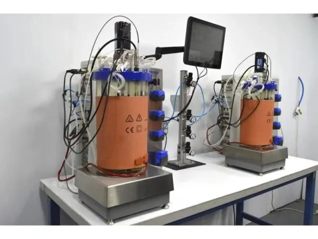 Pre-owned / Used 2012 EPPENDORF AG BioFlo 320 BIOREACTORS for Sale - photo 7