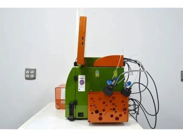 Pre-owned / Used / Fully Refurbished 2020 Miltenyi Biotec MACSQuant Analyzer 10 FLOW CYTOMETERS for Sale - photo 5