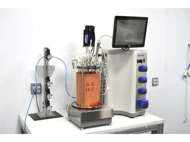 Pre-owned / Used / Fully Refurbished 2008 EPPENDORF AG BioFlo 320 BIOREACTORS for Sale - photo 2
