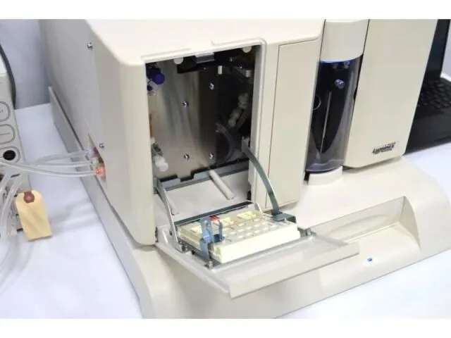 Pre-owned / Used / Fully Refurbished 2020 BIO-RAD Bio-Plex 200 COMPUTERS/ IMAGE ANALYSIS AND ARCHIVES for Sale - photo 2
