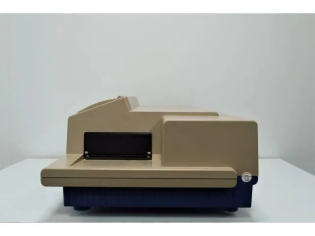 Pre-owned / Used / Fully Refurbished 2016 MOLECULAR DEVICES SpectraMax M5e MICROPLATE READERS for Sale - photo 2