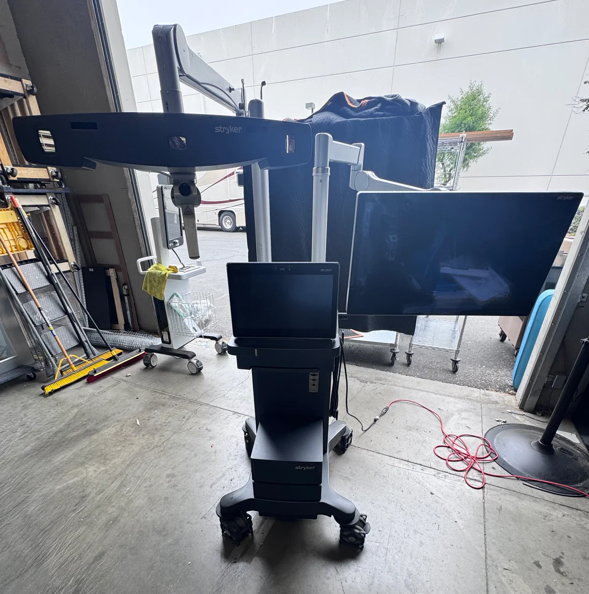 Pre-owned / Used 2018 STRYKER NAV3i SURGICAL NAVIGATION SYSTEMS for Sale - photo 5