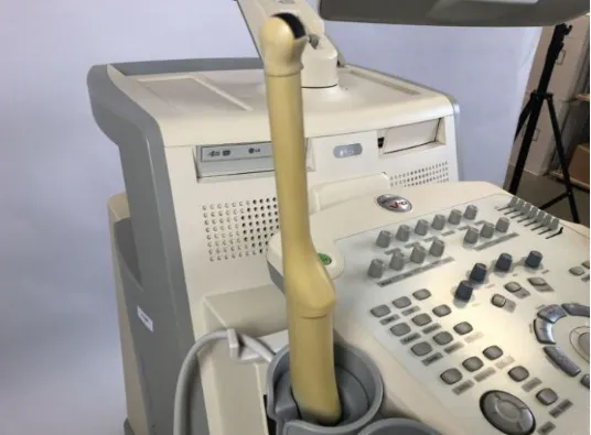 Pre-owned / Used 2009 SAMSUNG MEDISON Accuvix V10 ULTRASOUND SCANNERS for Sale - photo 2