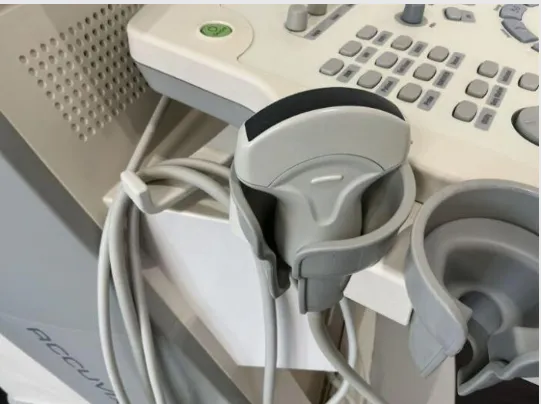 Pre-owned / Used 2010 SAMSUNG MEDISON Accuvix V10 ULTRASOUND SCANNERS for Sale - photo 4