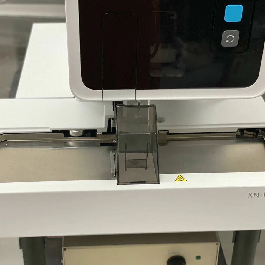 Pre-owned / Used 2012 SYSMEX XN-1000 SA-01 HEMATOLOGY ANALYZERS/ AUTOMATED for Sale - photo 3