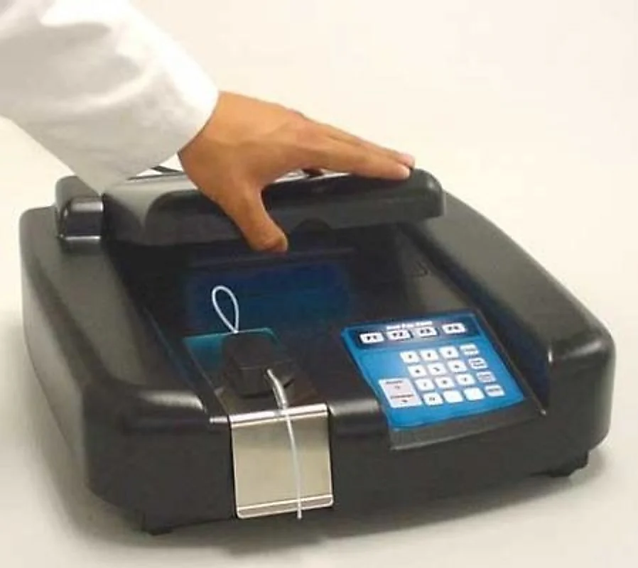 Pre-owned / Used 2003 AWARENESS TECHNOLOGY STAT FAX 3300 CLINICAL CHEMISTRY ANALYZERS for Sale - photo 12
