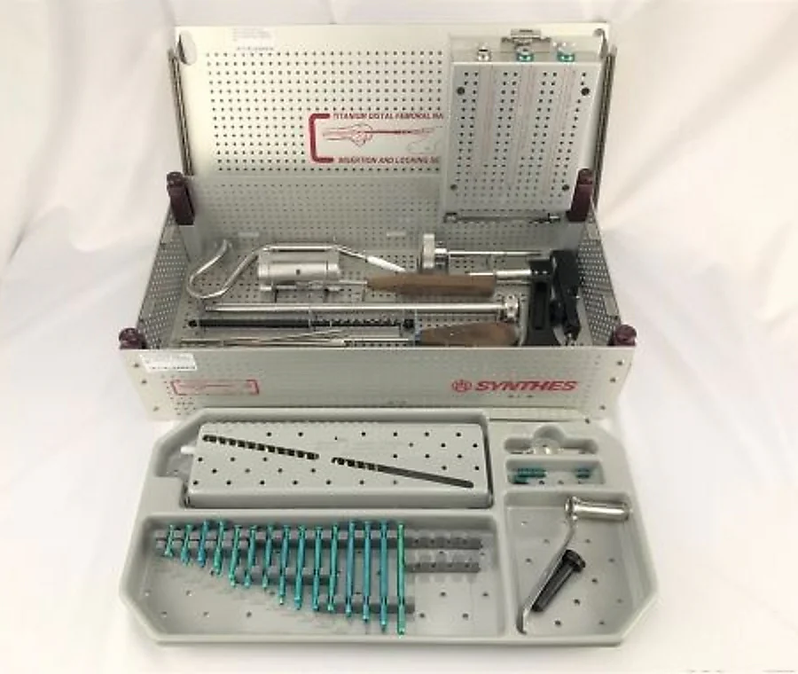 Pre-owned / Used 1990 SYNTHES Distal Femoral Nail com Set INTRAMEDULLARY BONE NAILS for Exchange - photo 4