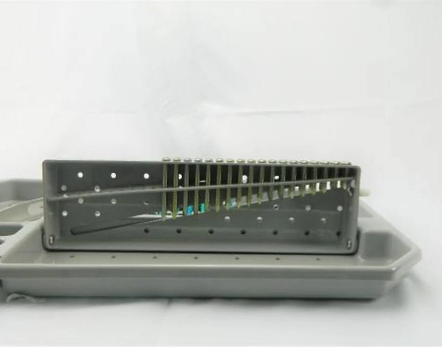 Pre-owned / Used 1990 SYNTHES Distal Femoral Nail com Set INTRAMEDULLARY BONE NAILS for Exchange - photo 6