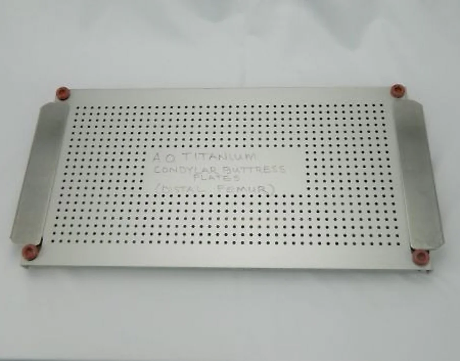 Pre-owned / Used 2019 SYNTHES A.O Titanium Condylar PLATES for Sale - photo 7