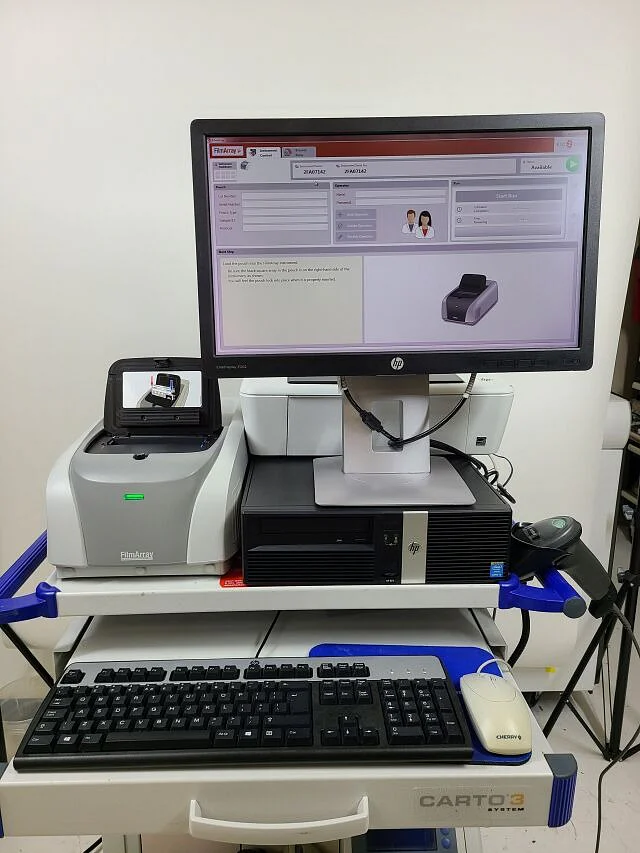 Pre-owned / Used 2011 BIOFIRE DIAGNOSTICS FILM ARRAY NUCLEIC ACID TEST REAGENTS for Sale - photo 12