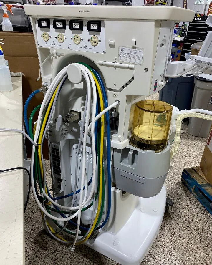 Pre-owned / Used 2005 DATEX-OHMEDA Aespire 7900 ANESTHESIA MACHINES for Sale - photo 4