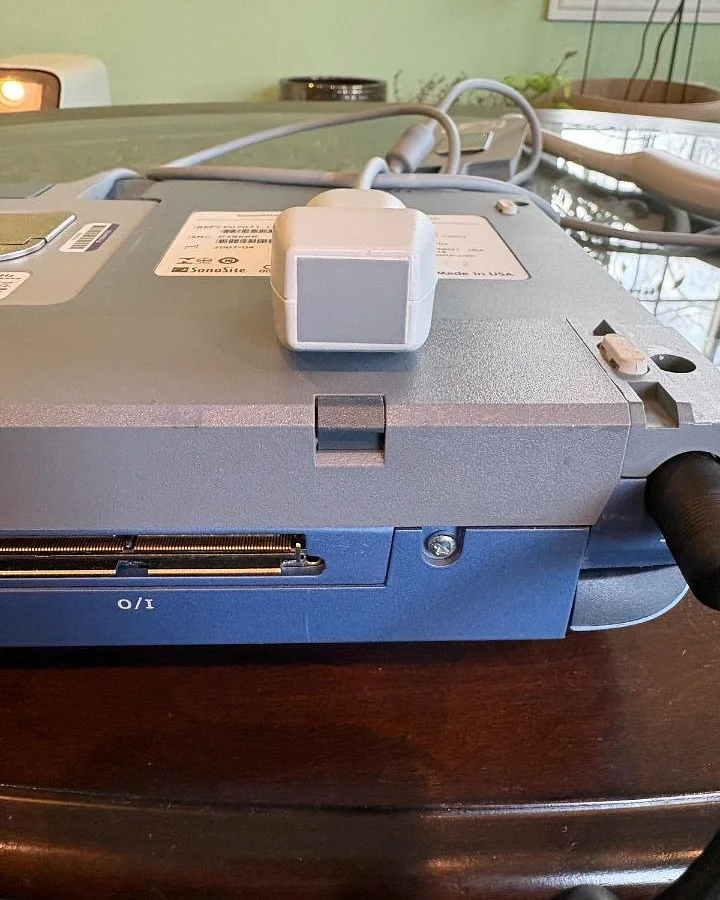 Pre-owned / Used 2010 SONOSITE MicroMaxx BREAST ULTRASOUND IMAGING SYSTEM for Sale - photo 2