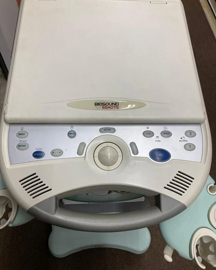 Pre-owned / Used 2005 ESAOTE MY LAB 30 GOLD CARDIOVASCULAR ULTRASOUND IMAGING SYSTEM for Sale - photo 2