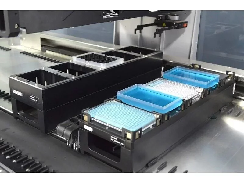 Pre-owned / Used 2017 HAMILTON ROBOTICS MICROLAB STARLET AUTOMATED LABORATORY LIQUID HANDLING WORKSTATIONS for Sale - photo 4