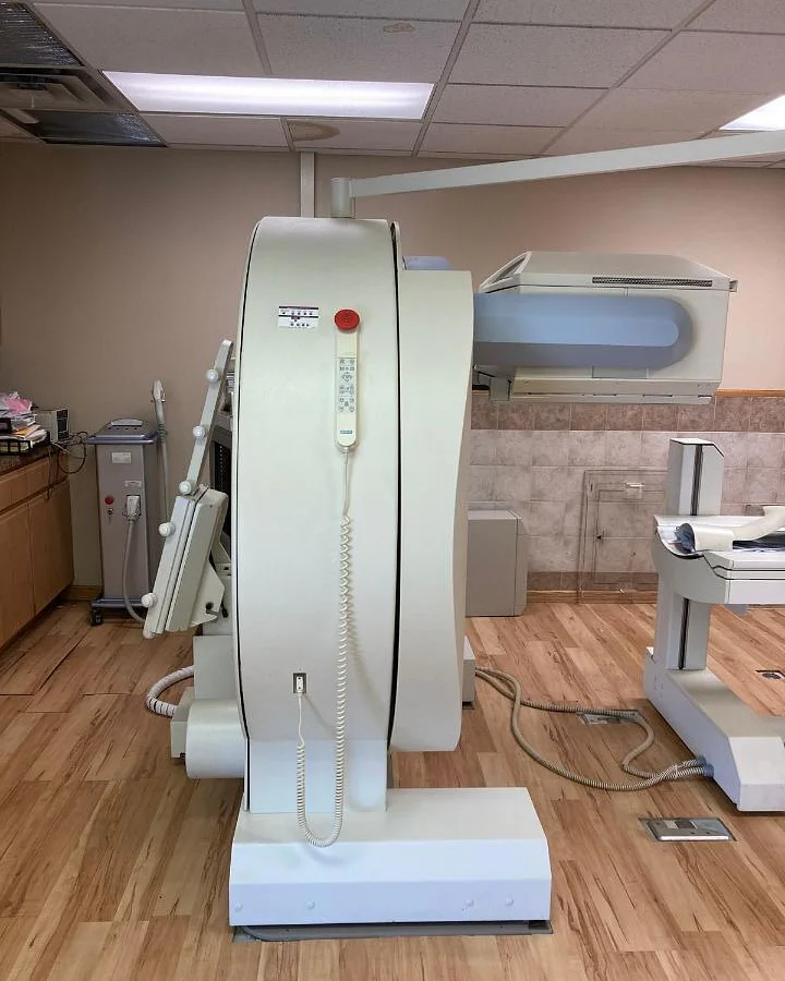 Pre-owned / Used 2002 SIEMENS E-CAM GAMMA CAMERAS for Sale - photo 2