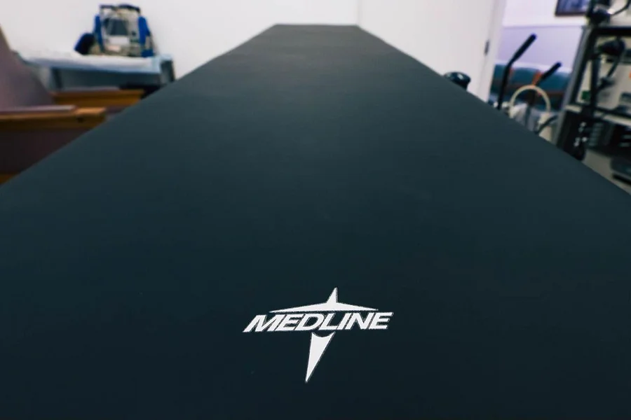 Pre-owned / Used 2017 UNIVERSAL HEALTH 9650 C-ARMS/ RADIOGRAPHIC/ FLUOROSCOPIC/ X-RAY for Sale - photo 7