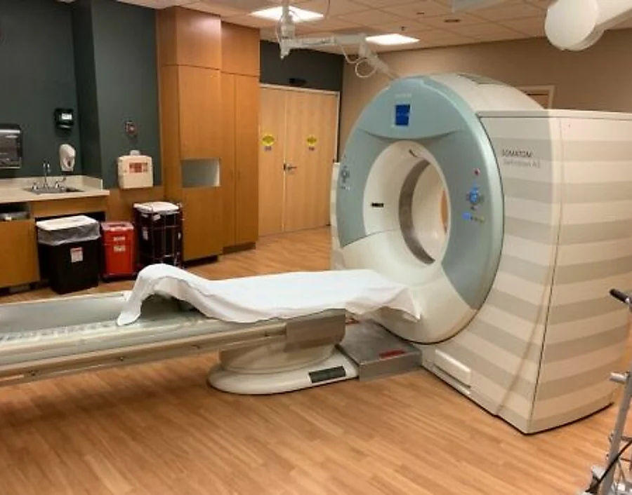 Pre-owned / Used 2018 SIEMENS HEALTHCARE SOMATOM Definition Edge CT SCANNERS for Sale - photo 2