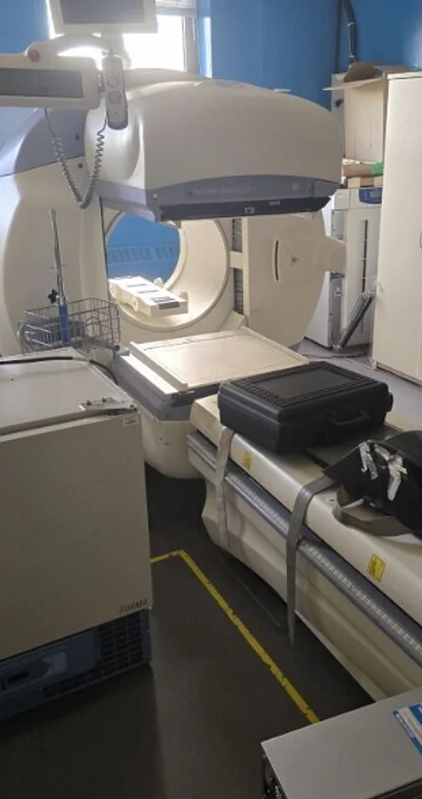 Pre-owned / Used 2010 GE HEALTHCARE SPECT-CT INFINIA HAWKEYE H300 CT SCANNERS for Sale - photo 4