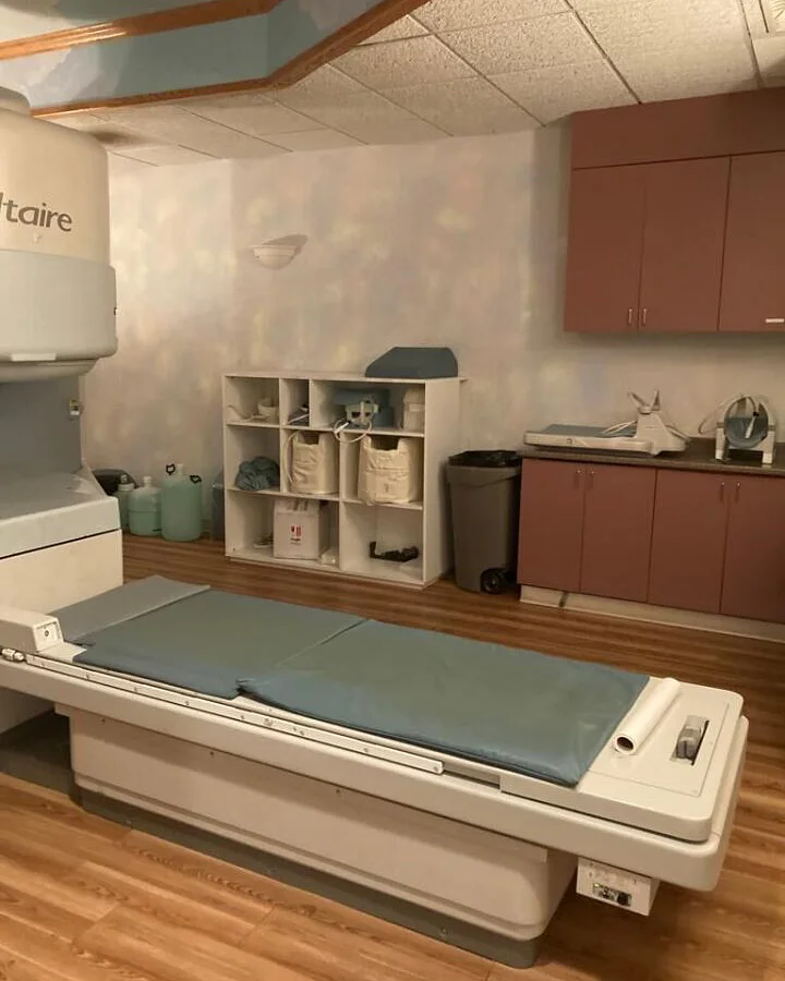 Pre-owned / Used 2001 HITACHI ALTAIRE MRI SYSTEMS for Sale - photo 3