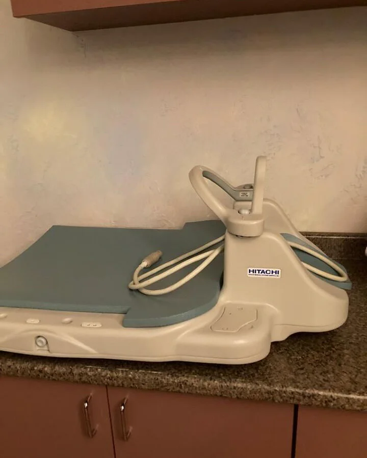 Pre-owned / Used 2001 HITACHI ALTAIRE MRI SYSTEMS for Sale - photo 5