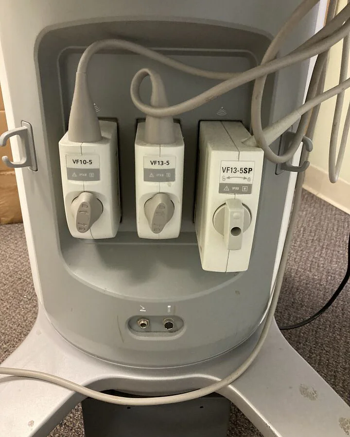 Pre-owned / Used 2009 SIEMENS X300 PE MOBILE ULTRASOUND SYSTEMS for Sale - photo 5