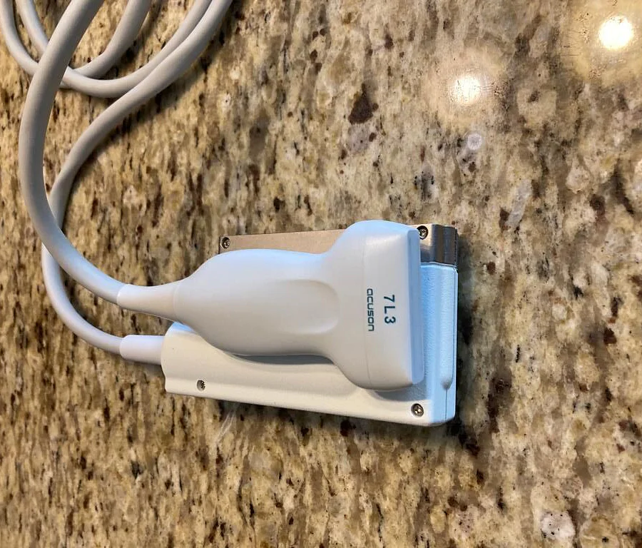 Pre-owned / Used 2008 ACUSON CORP 7L3 Ultrasound Transducer for Sale - photo 6