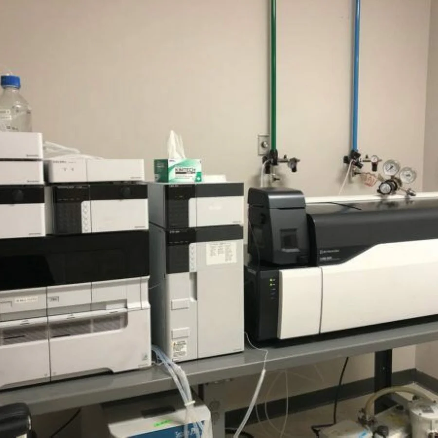 Pre-owned / Used 2015 SHIMADZU 8050 MASS SPECTROMETERS for Sale - photo 7