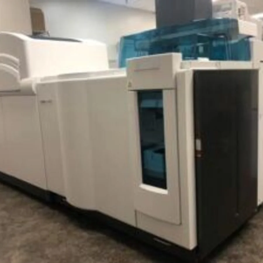 Pre-owned / Used 2012 ROCHE MEDICAL Cobas 6000 with a c501 e601 CLINICAL CHEMISTRY ANALYZERS for Sale - photo 3