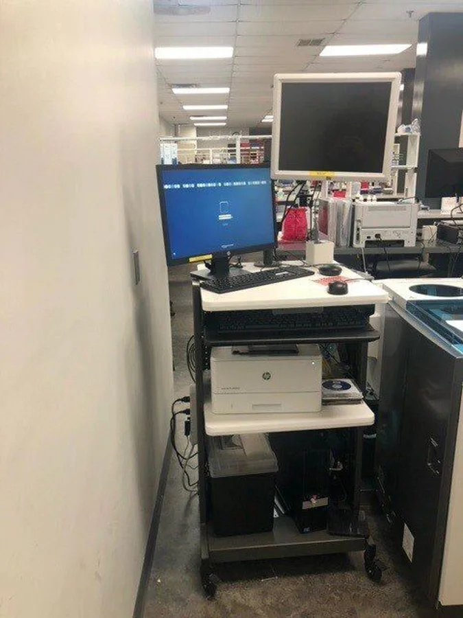 Pre-owned / Used 2012 ROCHE MEDICAL Cobas 6000 with a c501 e601 CLINICAL CHEMISTRY ANALYZERS for Sale - photo 7