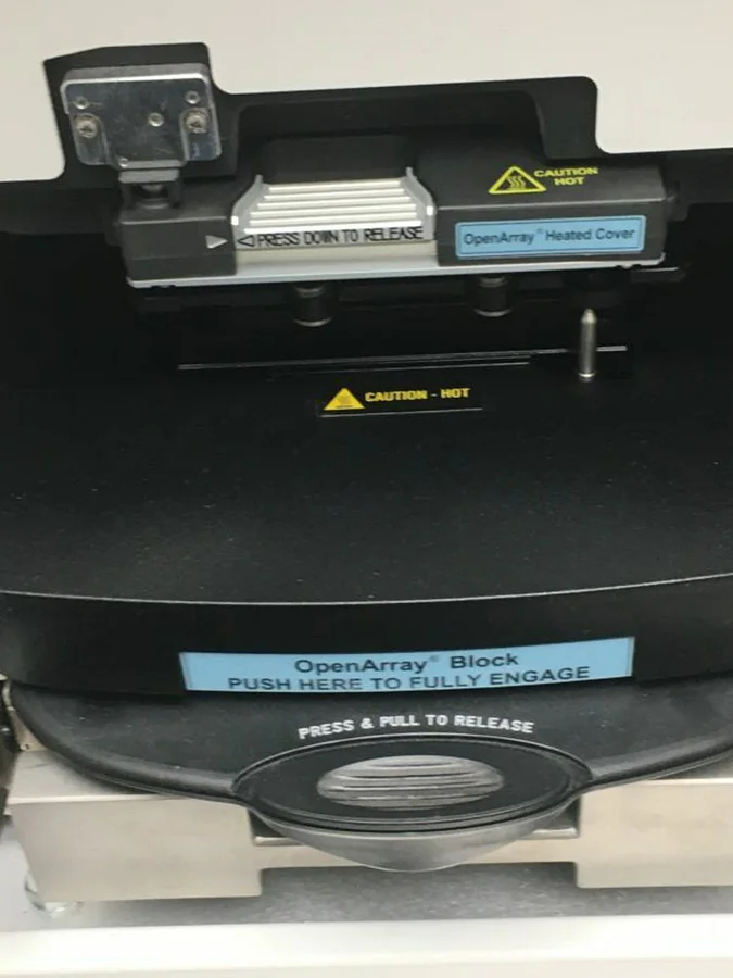 Pre-owned / Used 2019 THERMO SCIENTIFIC QuantStudio 12KFlexRealTimePCR PCR THERMOCYCLERS for Sale - photo 7
