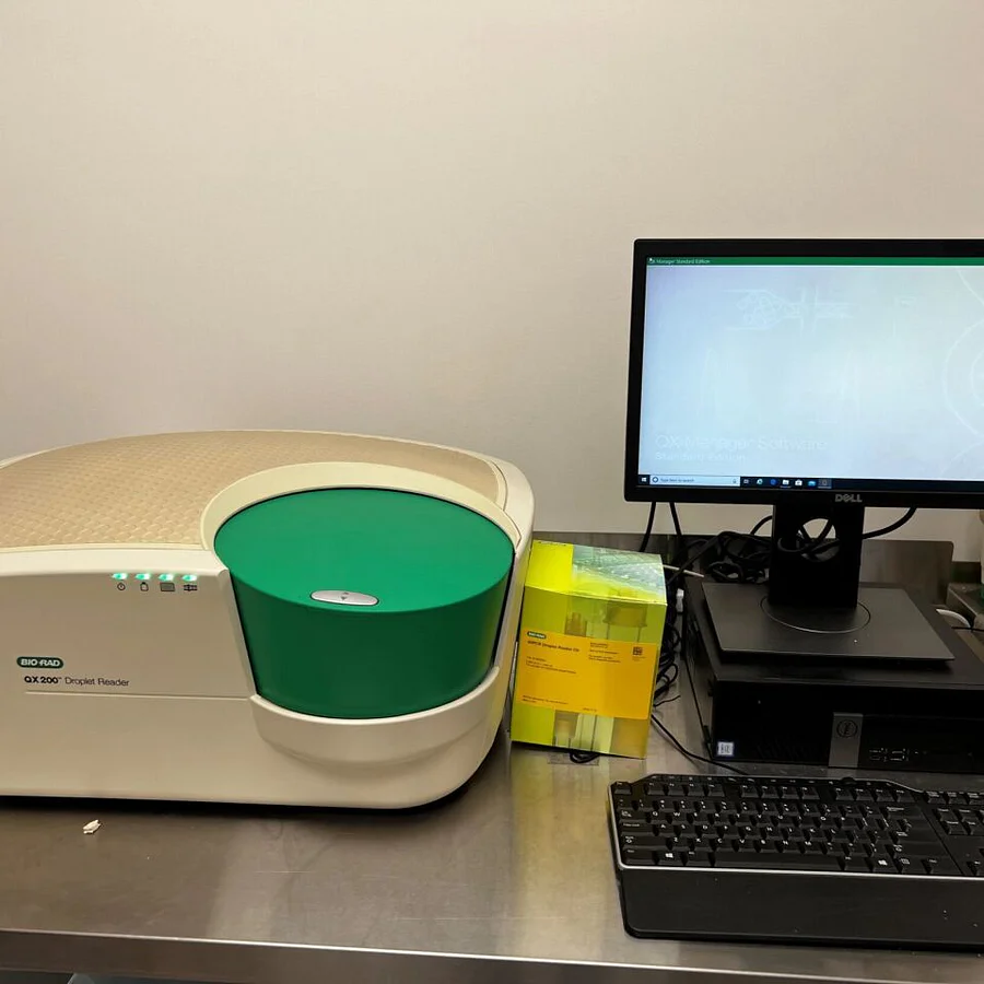 Pre-owned / Used 2015 BIO-RAD LABORATORIES QX200 Droplet Digital PCR PCR THERMAL CYCLERS/ REAL TIME for Sale - photo 7