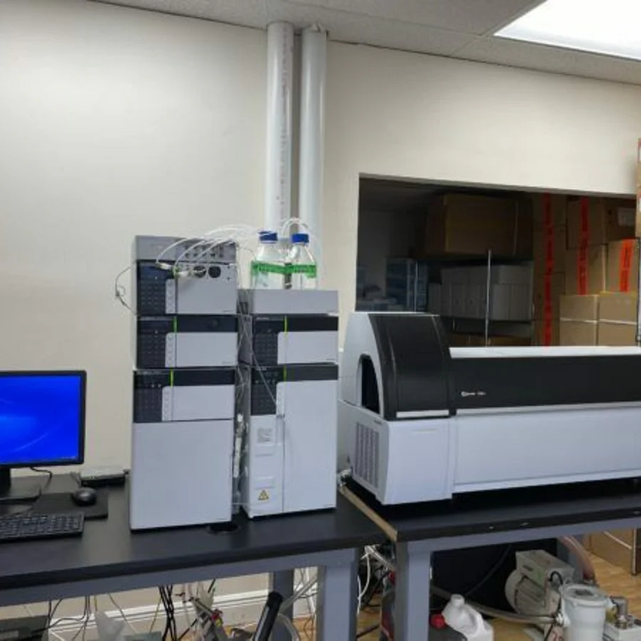Pre-owned / Used 2014 SHIMADZU 8040 CL MASS SPECTROMETERS for Sale - photo 2