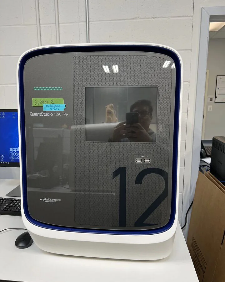Pre-owned / Used 2013 THERMO FISHER QuantStudio12K FlexRealTimePCR REAL TIME PCR THERMAL CYCLERS for Sale - photo 2