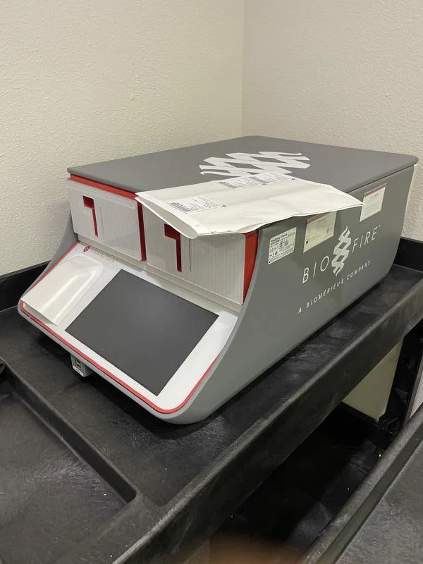 Pre-owned / Used 2023 BIOFIRE DIAGNOSTICS FilmArray Torch PCR Molecular Diagnostics System for Sale - photo 3