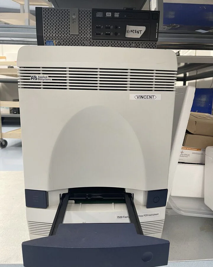 Pre-owned / Used 2016 APPLIED BIOSYSTEMS 7500 Fast Dx THERMAL CYCLERS for Sale - photo 4
