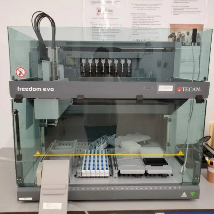 Pre-owned / Used 2022 TECAN Life Sciences Freedom EVO-2 100 AUTOMATED LABORATORY LIQUID HANDLING WORKSTATIONS for Sale - photo 4