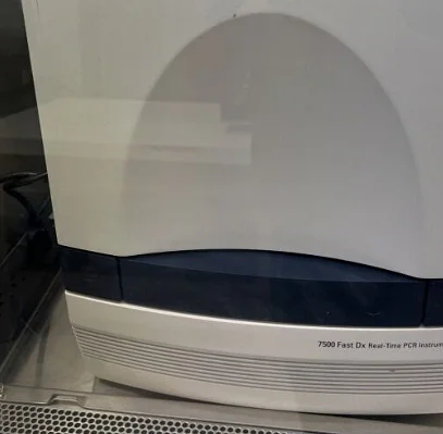 Pre-owned / Used 2009 APPLIED BIOSYSTEMS 7500 Fast Dx THERMAL CYCLERS for Sale - photo 7