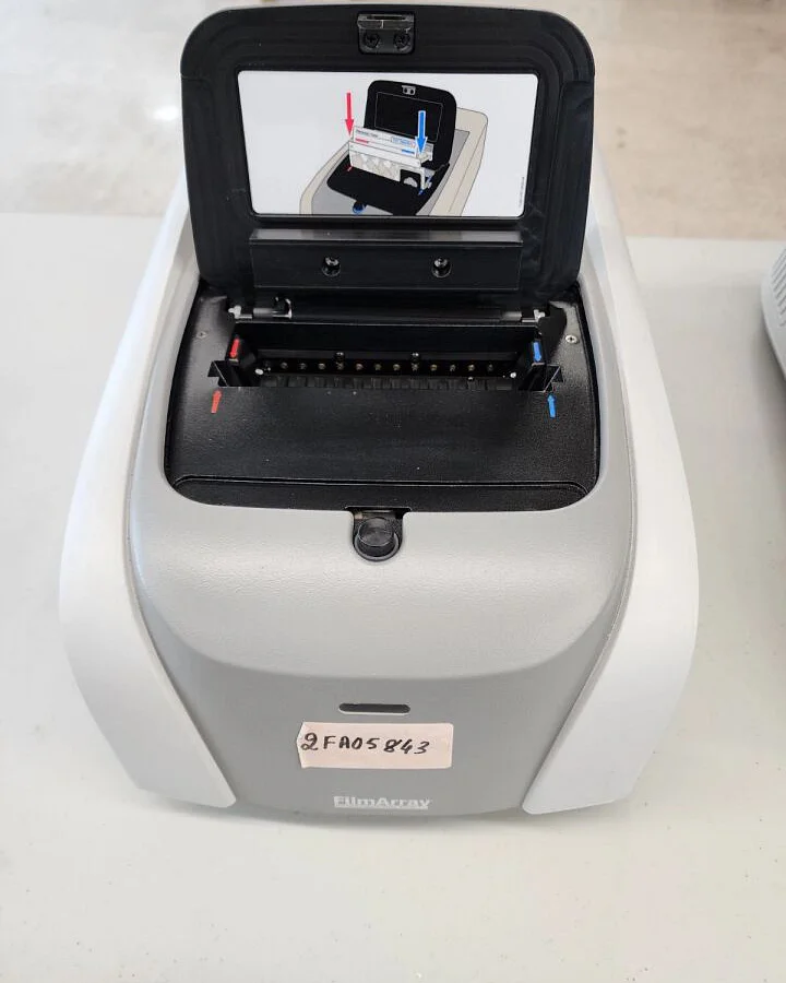 Pre-owned / Used 2016 BIOFIRE DIAGNOSTICS FilmArray 2.0 PCR Molecular Diagnostics System for Sale - photo 4