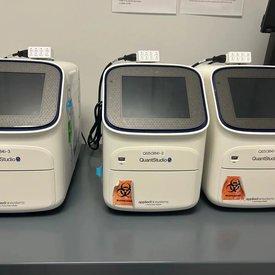 Pre-owned / Used 2019 THERMO FISHER QuantStudio 5 THERMAL CYCLERS for Sale - photo 4