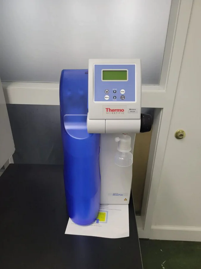 Pre-owned / Used 2010 THERMO SCIENTIFIC Barnstead MicroPure WATER PURIFICATION SYSTEMS for Sale - photo 2