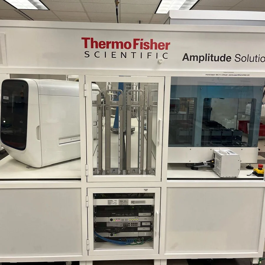 Pre-owned / Used 2021 THERMO FISHER Amplitude Solution AUTOMATED LABORATORY LIQUID HANDLING WORKSTATIONS for Sale - photo 6