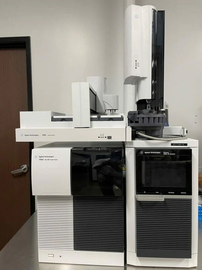 Pre-owned / Used 2017 AGILENT TECHNOLOGIES 7000D GC/MS Triple Quad MASS SPECTROMETERS for Sale - photo 3