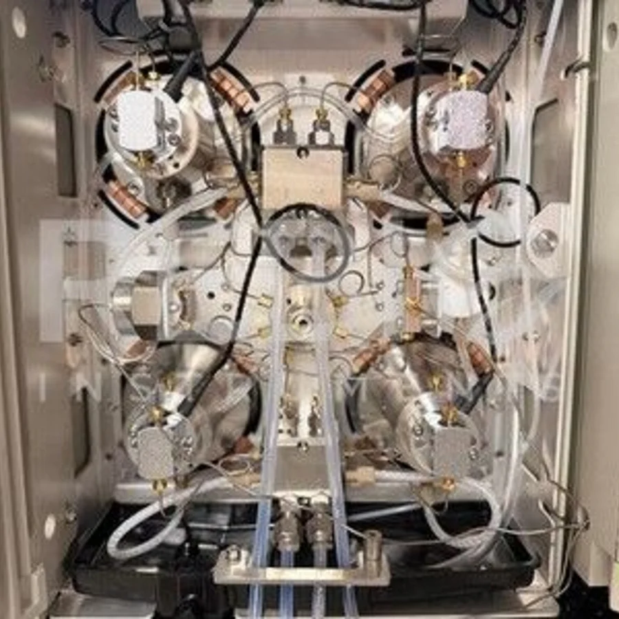 Pre-owned / Used 2004 WATERS CORPORATION ACQUITY UPLC LIQUID CHROMATOGRAPHY SYSTEMS for Sale - photo 5