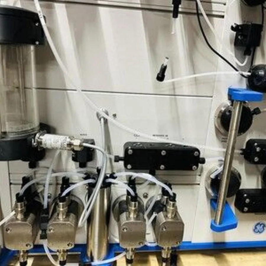 Pre-owned / Used 2004 GE HEALTHCARE ÄKTAcrossflow FILTRATION SYSTEMS for Sale - photo 2