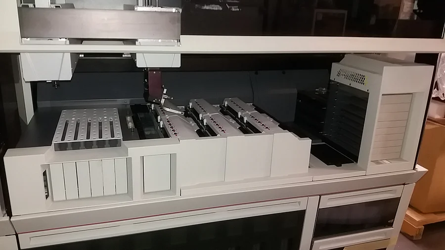 Pre-owned / Used 2014 AGILENT TECHNOLOGIES DAKO OMNIS SLIDE STAINER/ AUTOMATED for Sale - photo 2