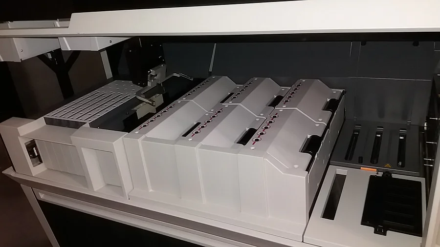 Pre-owned / Used 2014 AGILENT TECHNOLOGIES DAKO OMNIS SLIDE STAINER/ AUTOMATED for Sale - photo 3