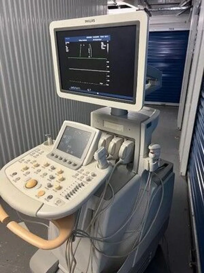 Pre-owned / Used 2004 PHILIPS HEALTHCARE iU22 Diagnostic ULTRASOUND SCANNERS for Sale - photo 2