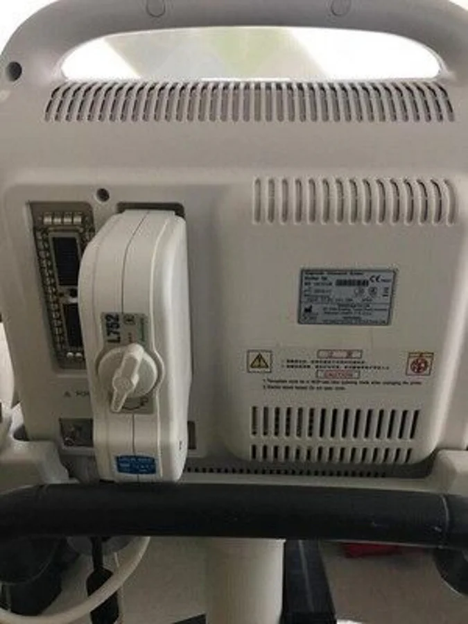 Pre-owned / Used 2010 SONOSCAPE S8 Diagnostic MOBILE ULTRASOUND SYSTEMS for Sale - photo 3